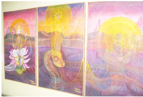 The three paintings by George Simon. (GINA photo)