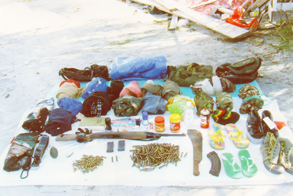 The items recovered by the police (Police photos)