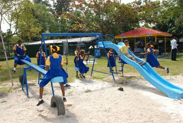 Children of the West Ruimveldt Primary School make use of the facilities provided by Courts in the company’s Kiddies Park located in the zoo. 