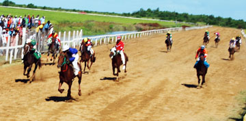 Flashback… Action in the CLICO Day of Races held earlier this year at the Kennard Memorial Turf Club (KMTC). (Lawrence Fanfair photo)  