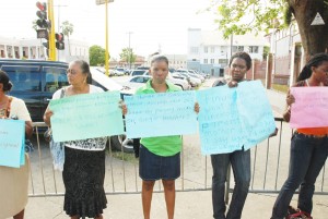 Some of the women protesting on the Avenue of the Republic yesterday.  