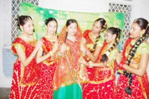 Pretima Prashnajeet (Sita) and some of the dancers from Ramlila (A Guyana Hindu Dharmic Sabha photo) 