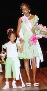 Winners in the Junior category: Tikesha Sullivan-Elias and her daughter Tyanne. 