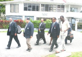 Presidents of the West Indies and Guyana cricket boards Dr. Julian Hunte and Chetram Singh, second  from right and left respectively shortly before meeting with Caricom chairman Bharrat Jagdeo last week. (Orlando Charles photo)