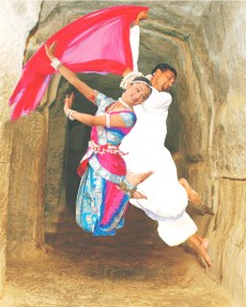 Dancers at a previous Naya Zamana (Photo courtesy of Dr. Vindhya Vasini Persaud)   
