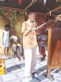 Malvin Andrews, the first place winner in the 9 to 12 age group of the essay writing competition. 