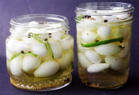Pickled Onions (Photo by Cynthia Nelson)