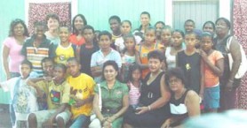 Guywid donates to children at Amerindian Hostel