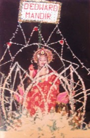 A float by the D’ Edward Mandir in the early 1990s. 