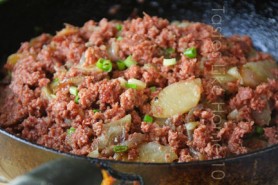 Fried Corned Beef & Potatoes (Photo by Cynthia Nelson)