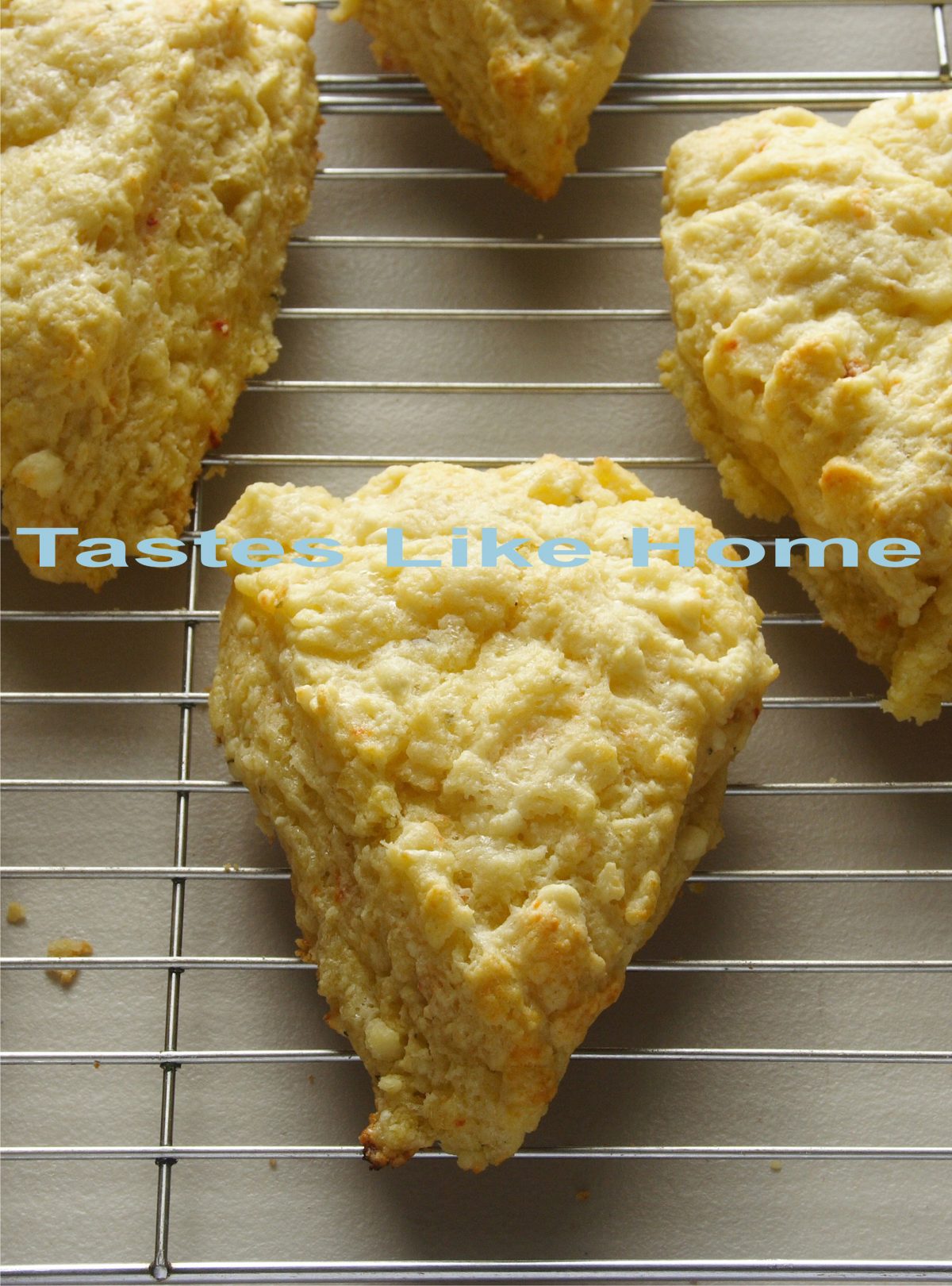  Freshly baked Cheese Scones (Photo by Cynthia Nelson)