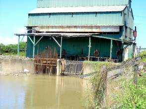 The drainage filter at the Annandale pump station yesterday. The section at the left is the temporary filter. 