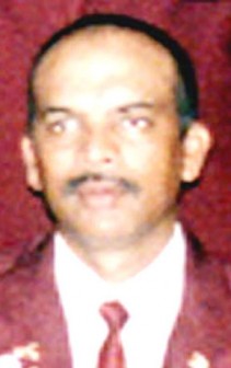  Mahendra Persaud