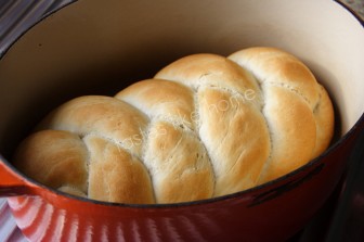 Easy Plait Bread (Photo by Cynthia Nelson)