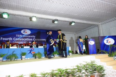 Former President Bharrat Jagdeo receives an Honorary Doctorate in Philosophy from Dr. Rajendra Pachauri, Chancellor of TERI University, India (GINA Photo)