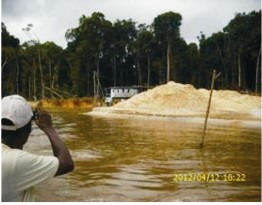 River bank mining in Puruni (GINA photo)
