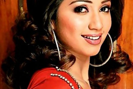  Shreya Ghoshal 