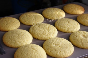 Golden Corn Muffins (Photo by Cynthia Nelson)
