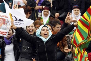 Pro-Kurdish BDP party supporters attend a rally in support of Syrian Kurds in Viransehir February 3, 2013. (Reuters/Osman Orsal)