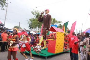 Sporting: One of the Banks DIH floats moving along Church Street on Saturday last. Banks came third in the Full Costume category (Photo by Arian Browne)