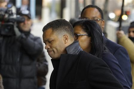 Former Chicago congressman Jesse Jackson Jr. (C) enters the U.S. District Federal Courthouse in Washington February 20, 2013.
Credit: Reuters/Gary Cameron
