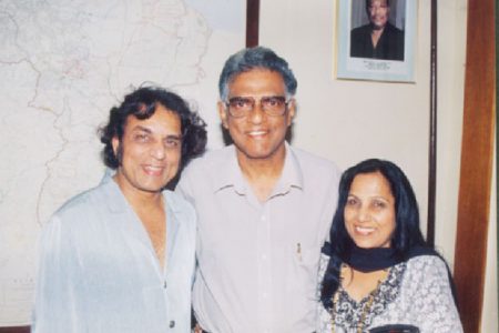 Reepu Daman Persaud (centre) with the late chutney singer Kanchan (right) and Babla.