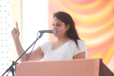 Reepu Daman Persaud’s daughter, MP Vindhya Persaud speaking at the funeral ceremony yesterday