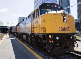 A Via Rail train waits to leave the station at Union Station in Toronto in this July 16, 2009 file photo. REUTERS/Mark Blinch/Files