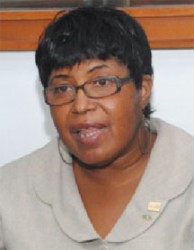 Dr Maxine Aaron-Parris 