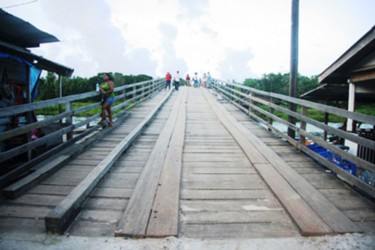 The Kumaka-San Jose Bridge (GINA photo)