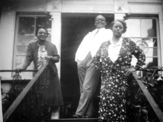  Anira Street House and Sharples siblings. L to r – Waveney, Dr Peter and Eloise Sharples circa 1930