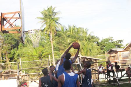  Action in the ninth edition of the Linden U-19 Secondary School Basketball Championships on Monday.