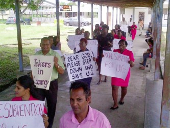 Some of the picketers moving through a section of the Health Sciences Faculty 