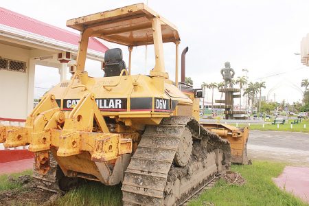 Bulldozer? This bulldozer spoils the scenery at the Square of the Revolution. (Arian Browne photo)
