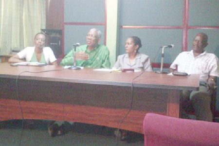 APNU Leader David Granger addressing reporters yesterday. At left is APNU Public Relations Officer Malika Ramsey, while from right are APNU MPs Winston Felix and Debra Backer.
