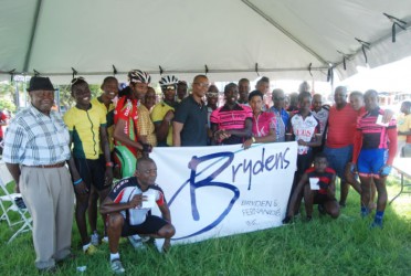 Winners and runners up of the inaugural Bryden and Fernandes 11-race event pose with their prizes at the completion of yesterday’s meet. 