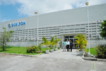 Mark Boyer (centre) with Senior Operations Manager Dalglish Joseph and Call Centre Manager Luanna Persaud outside the BV Call Centre Complex