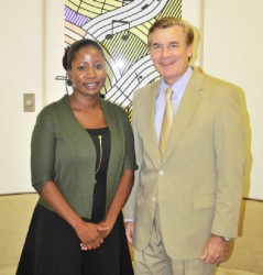 Volunteer Youth Corps CEO Goldie Scott (left) and US Ambassador D Brent Hardt after a meeting at the US Embassy (US Embassy photo) 