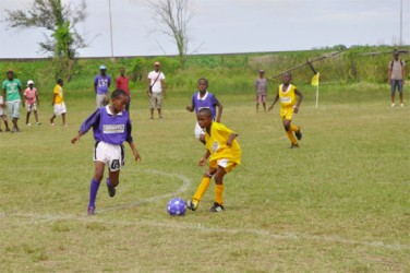 Raymond Bandhu on the attack against West Ruimveldt yesterday. 