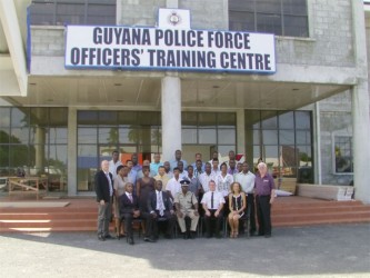 The police ranks and their trainers (Police photo)