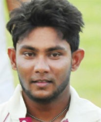  Devendra Bishoo 