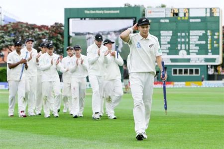 Trent Boult of New Zealand leaves the field at the end of the match after taking ten wickets. 13 December 2013 · Wellington (ICC photo)