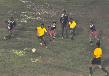  Action during St. George’s 4-1 victory over East Ruimveldt yesterday at the GFC ground. (Orlando Charles photo) 