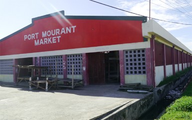 Port Mourant market 