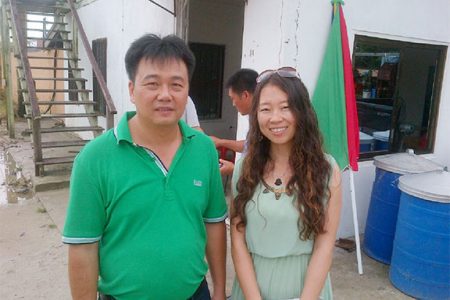 Su Zhironj (left) and his wife Stacey Sue
