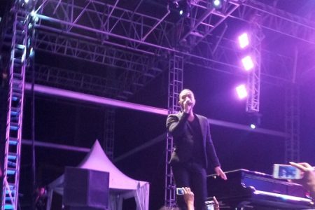 All of me, loves all of you… John Legend had fans at the Guyana National Stadium singing along with him in the wee hours of this morning.