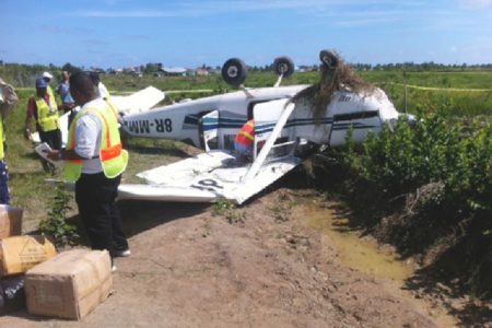  Fenix’s 206 Cessna after it crashed at the Ogle International Airport yesterday morning.