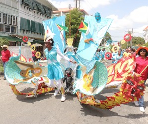 15-2-14 CHILDREN MASH PARADE-IMG_2724