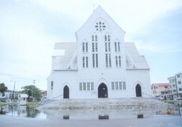 The cathedral in a more pristine state, 2005 (SN file photo) 