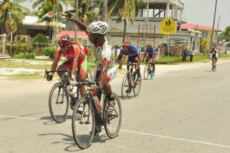 Godfrey Pollydore edges Alanzo Greaves to take the spoils of the third and final leg of the 17th annual Cheddi Jagan Memorial event. (Orlando Charles photo)
